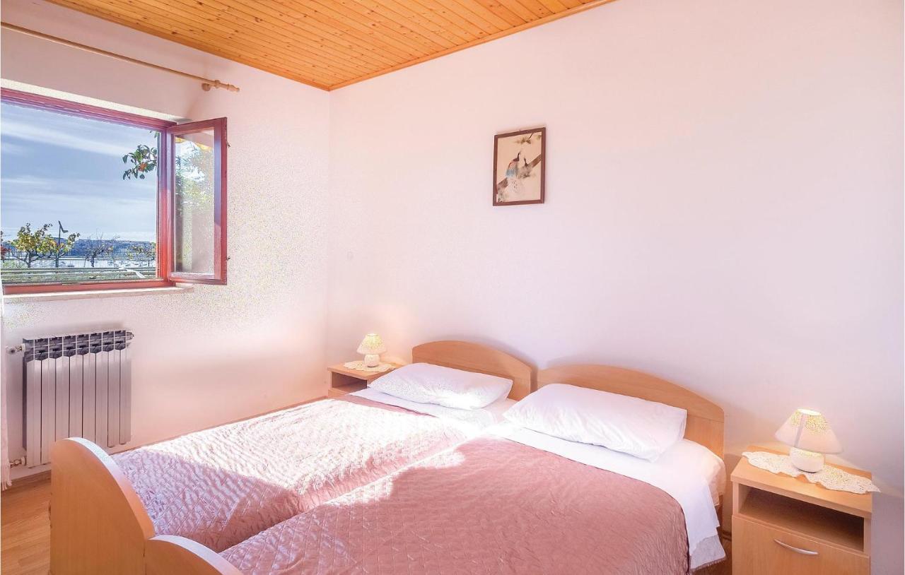 Awesome Apartment In Pula With Wifi Εξωτερικό φωτογραφία