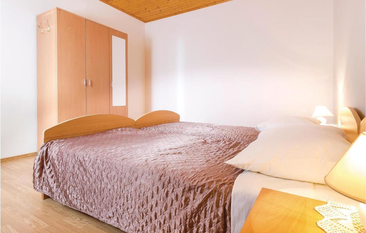 Awesome Apartment In Pula With Wifi Εξωτερικό φωτογραφία